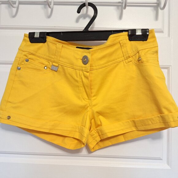 Hot and Sexy Mango Cotton Summer Shorts Size 4 - Picture 1 of 8